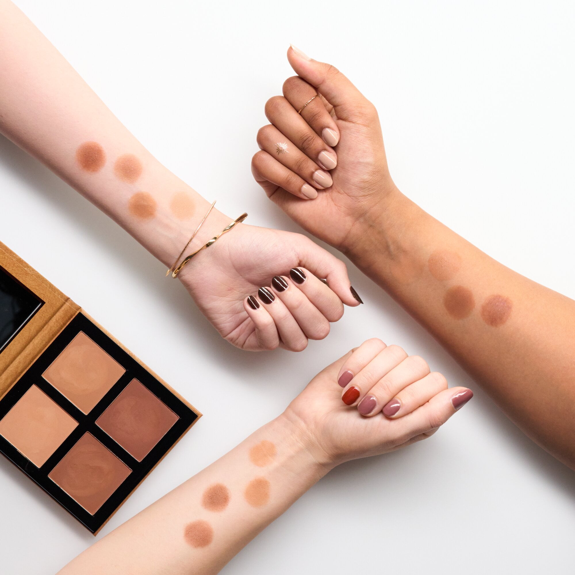 essence Sun Club Matt Bronzing Powder Palette, 10 Better Than Vacation Tan, 4 Shades - Image 5