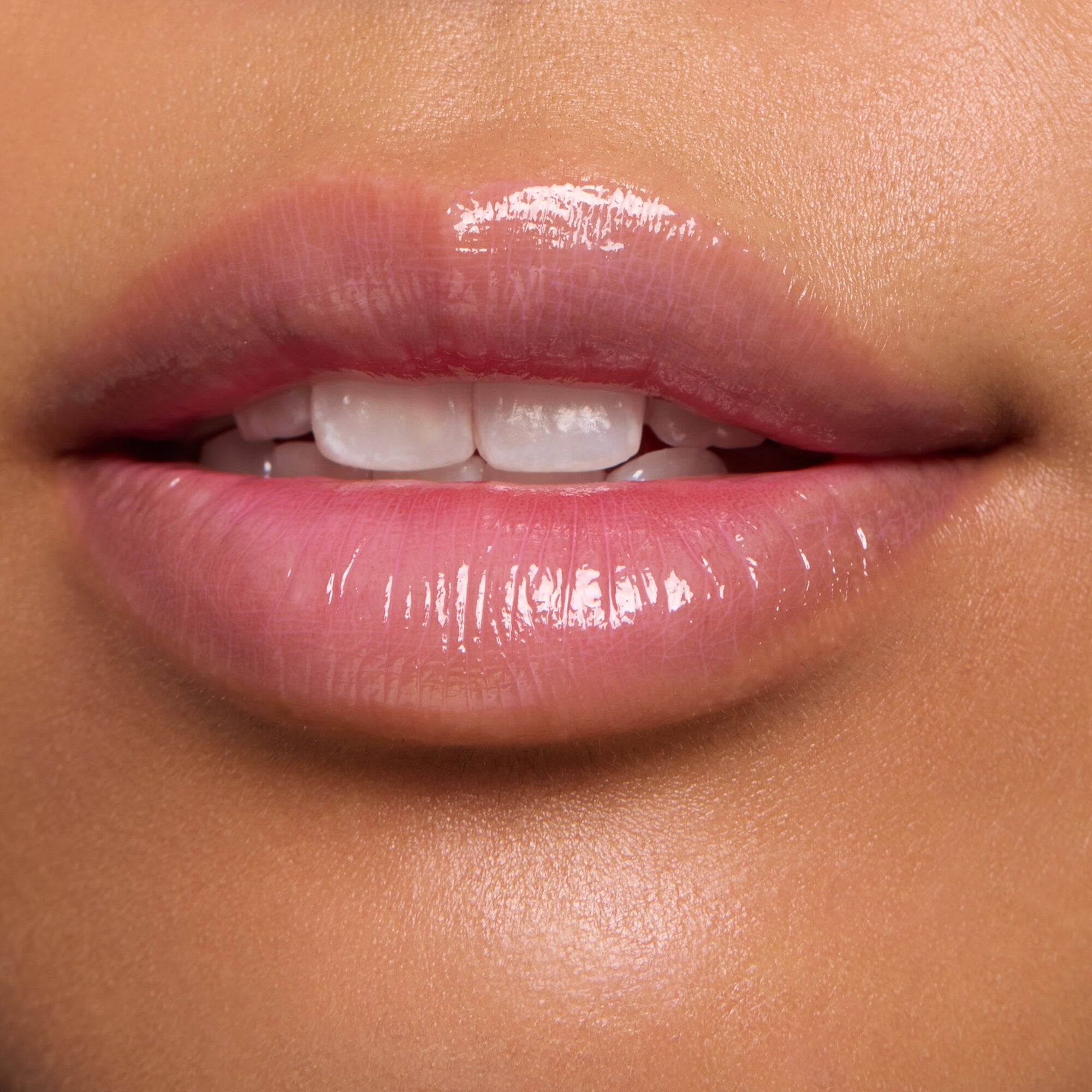 essence Juicy Bomb Glossy Butter Balm, 03 Time To Pitaya - Image 40